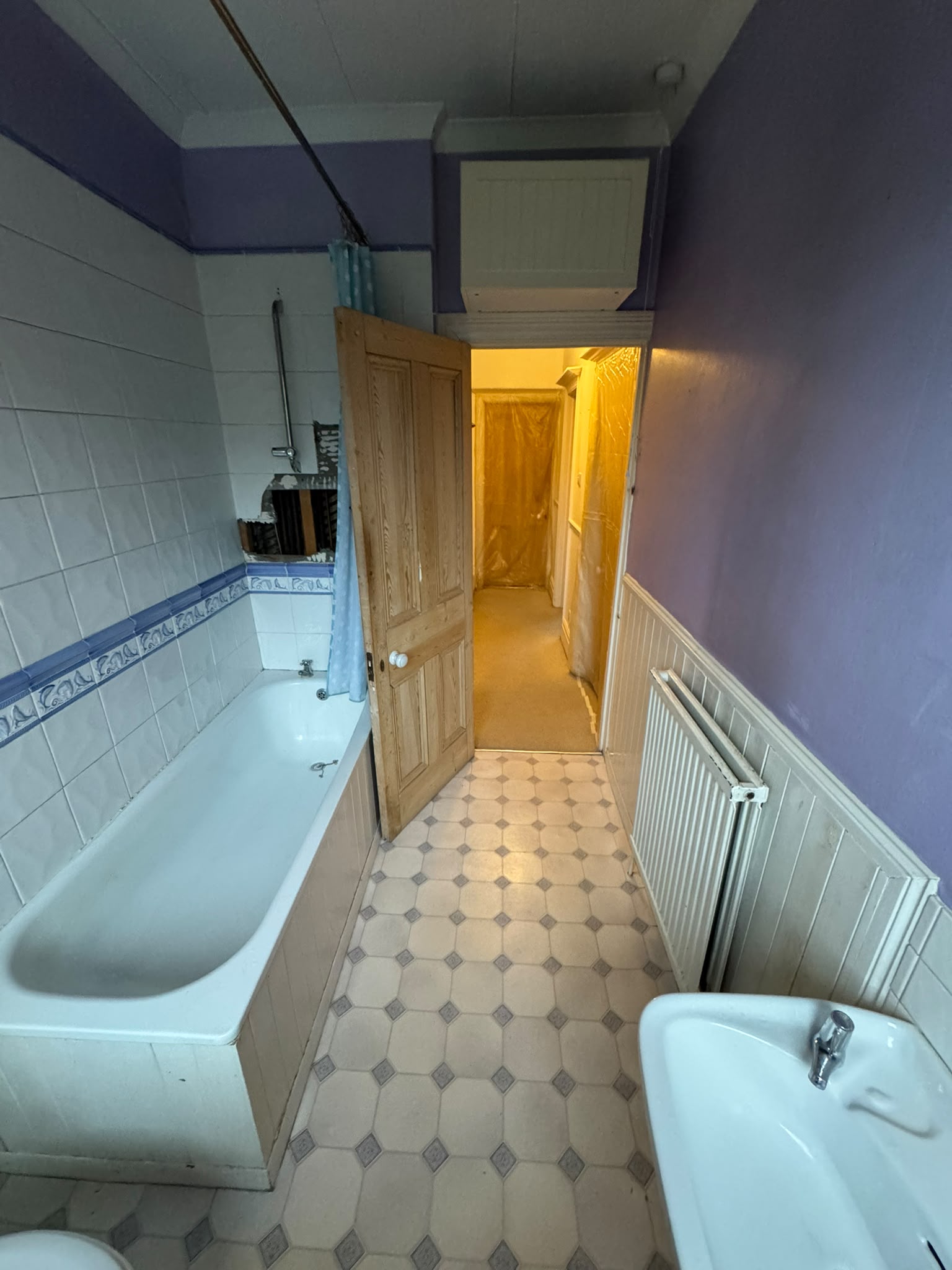 E18 – South Woodford – Bathroom Bathroom renovation South Woodford - completed modern bathroom