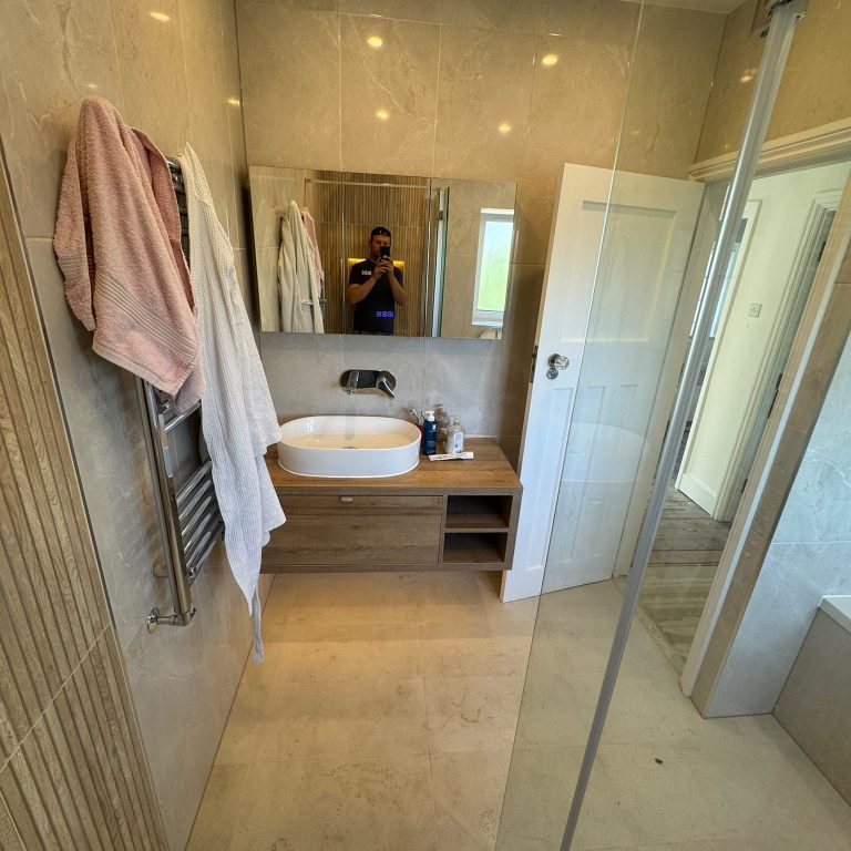 Bathroom Renovation Dagenham 18